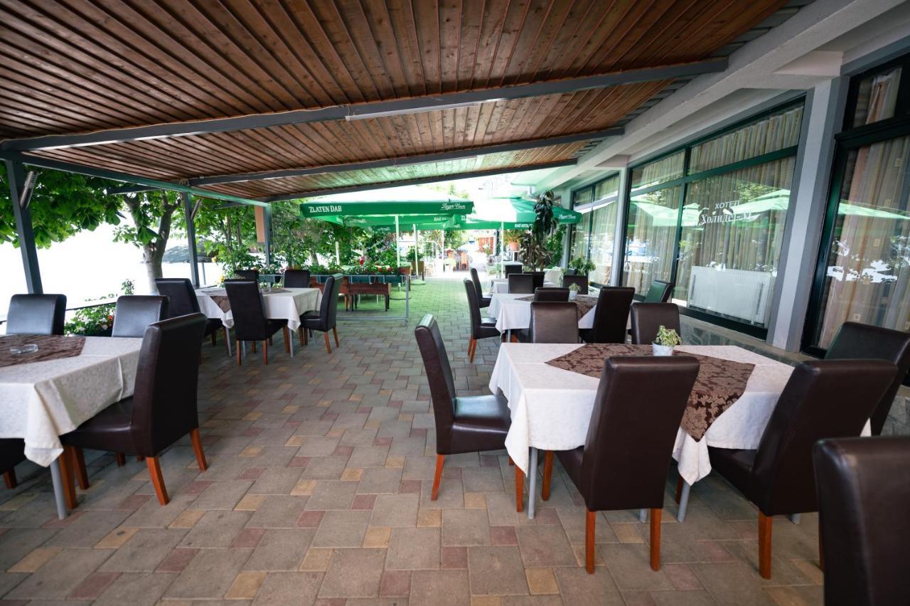 Hotel Holiday-M Ohrid Esterno foto